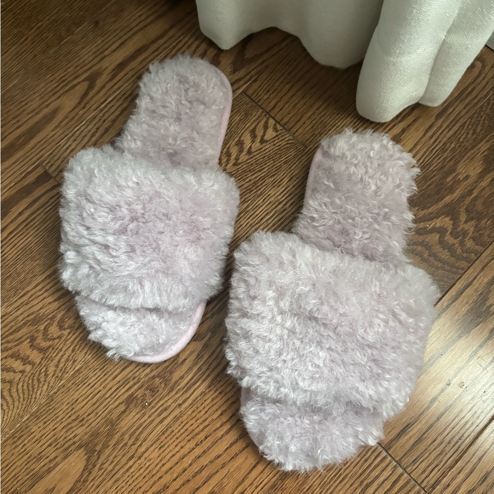 Brand new purple fuzzy slippers